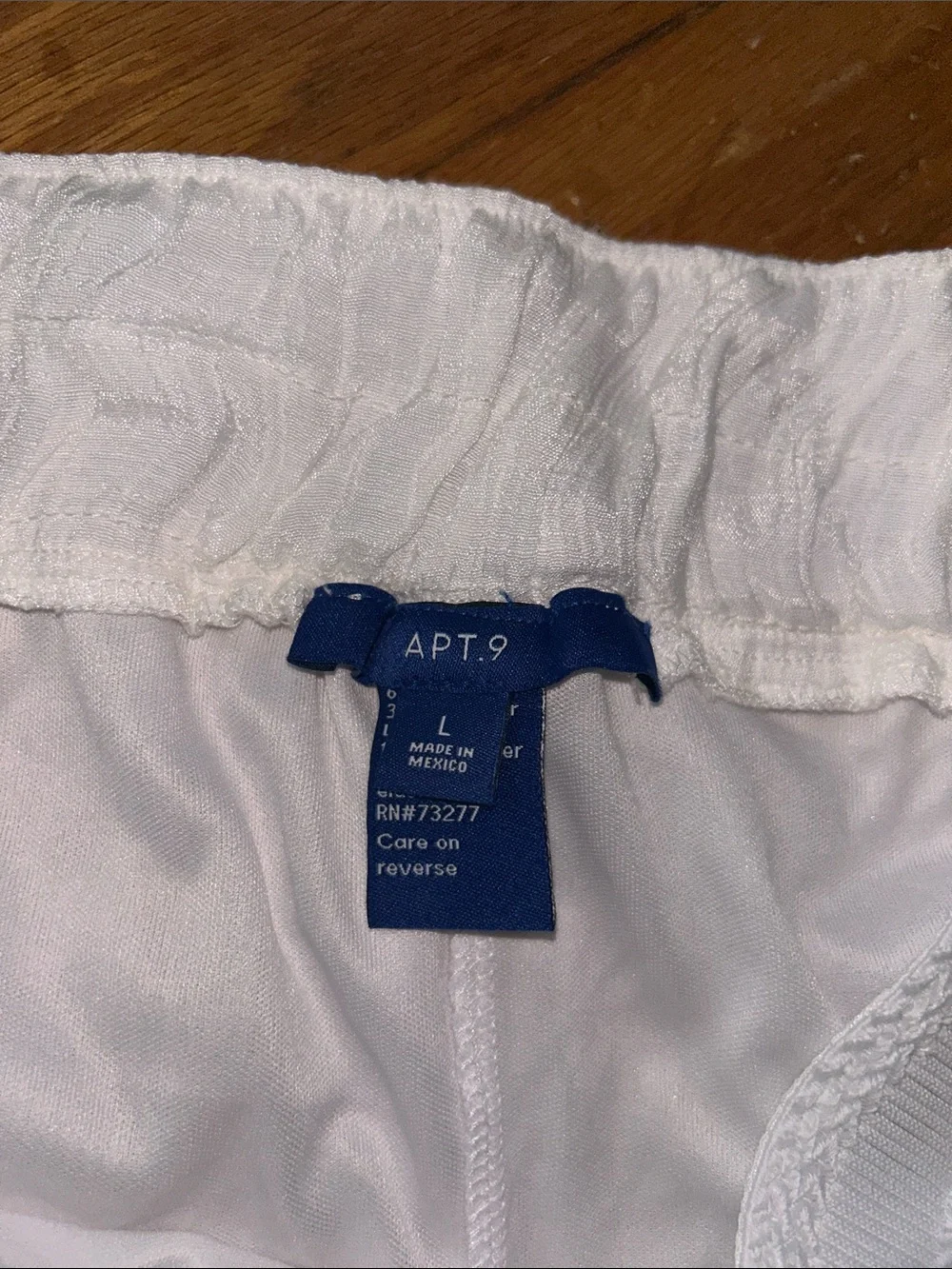 Women’s White Lightweight Textured Pants